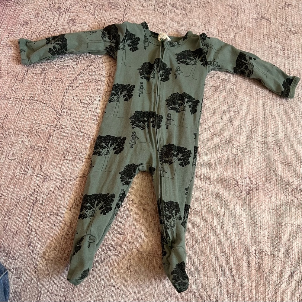 kate quinn Forest Green and Black Tree Print Footie